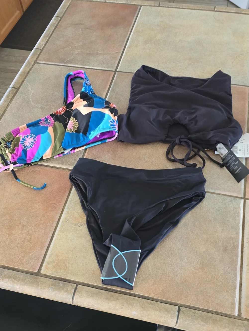 Three Piece Bundle Swim Set Sz Xs Nwt